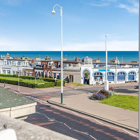 Crossways Mansions Vila Bexhill-on-Sea Exterior foto