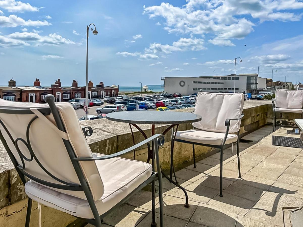 Crossways Mansions Vila Bexhill-on-Sea Exterior foto