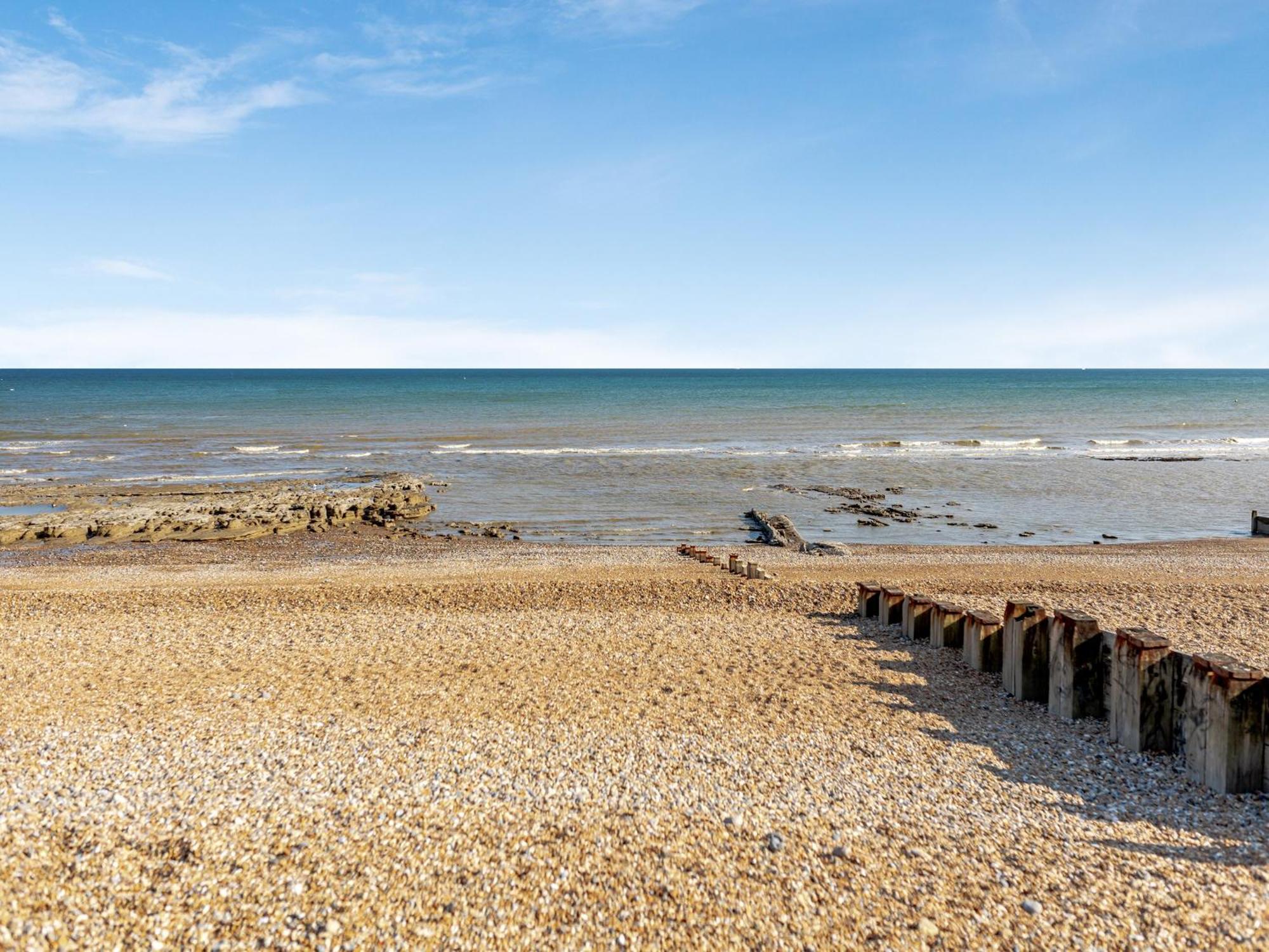 Crossways Mansions Vila Bexhill-on-Sea Exterior foto