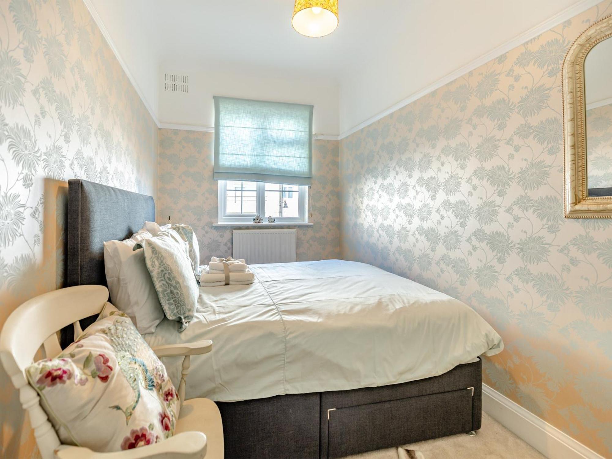 Crossways Mansions Vila Bexhill-on-Sea Exterior foto